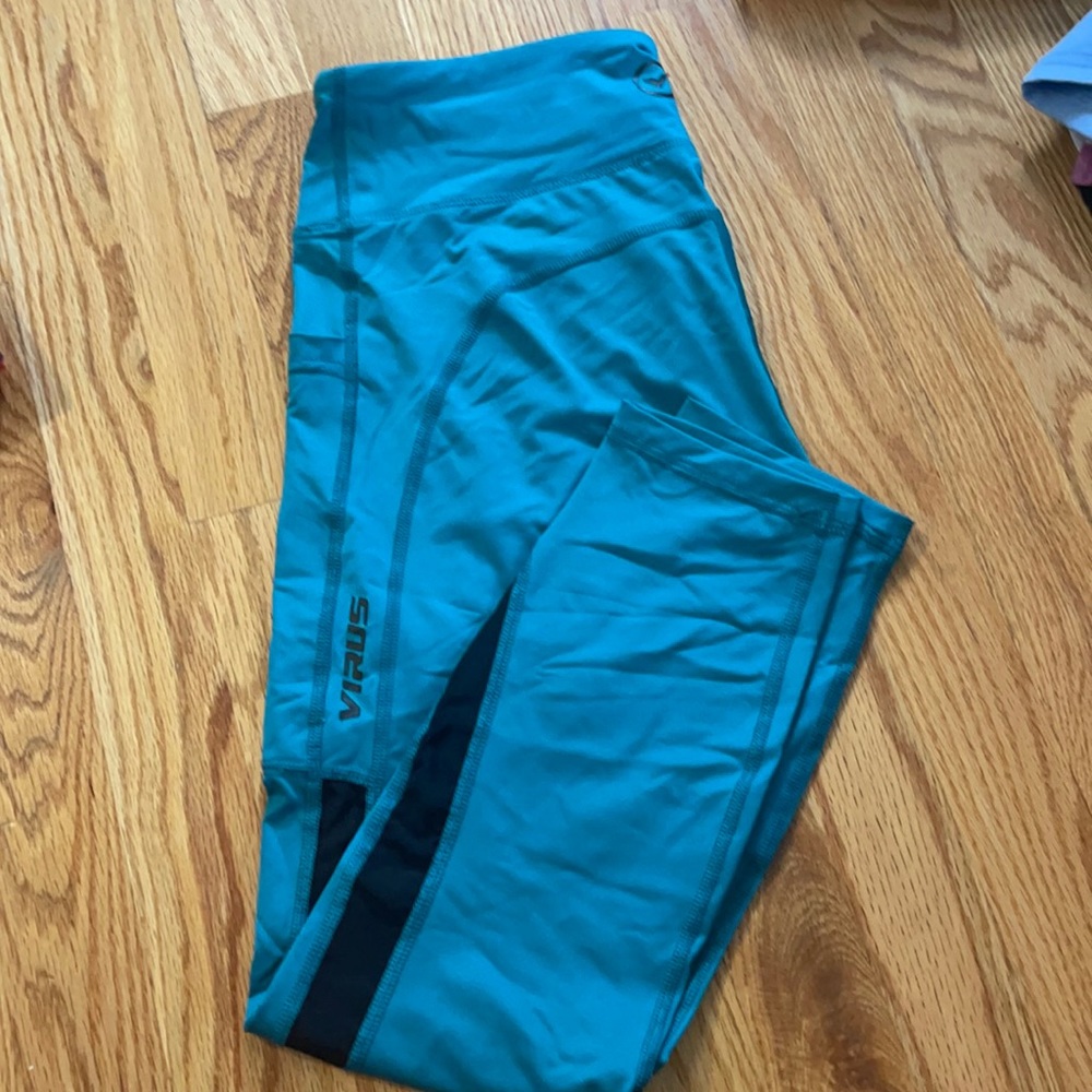 Virus intl teal M pants